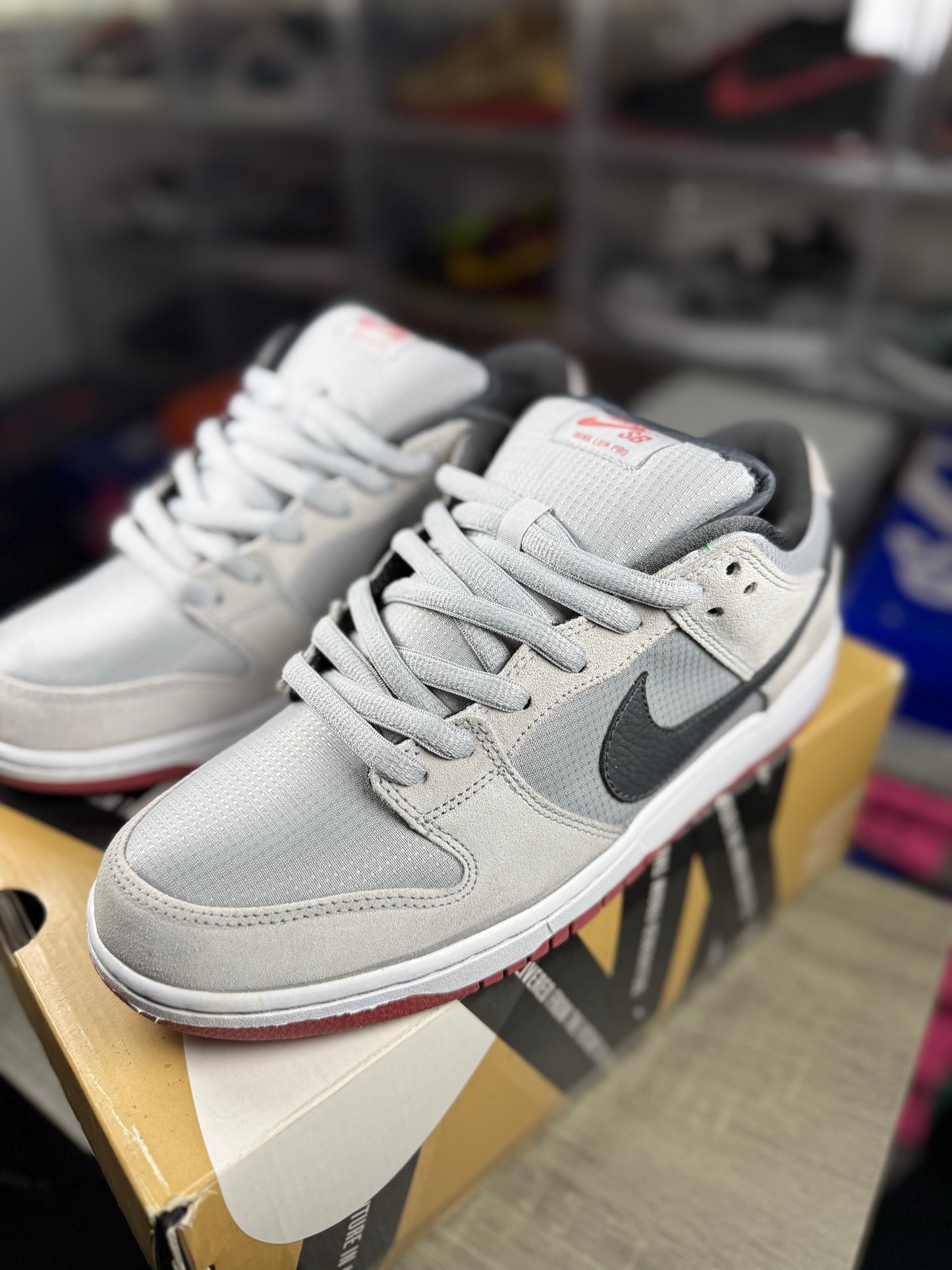 Nike dunk sb rosewood
