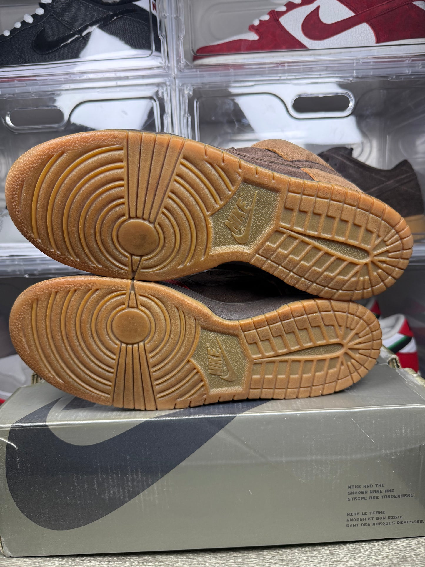 Nike dunk sb low bison sz 10