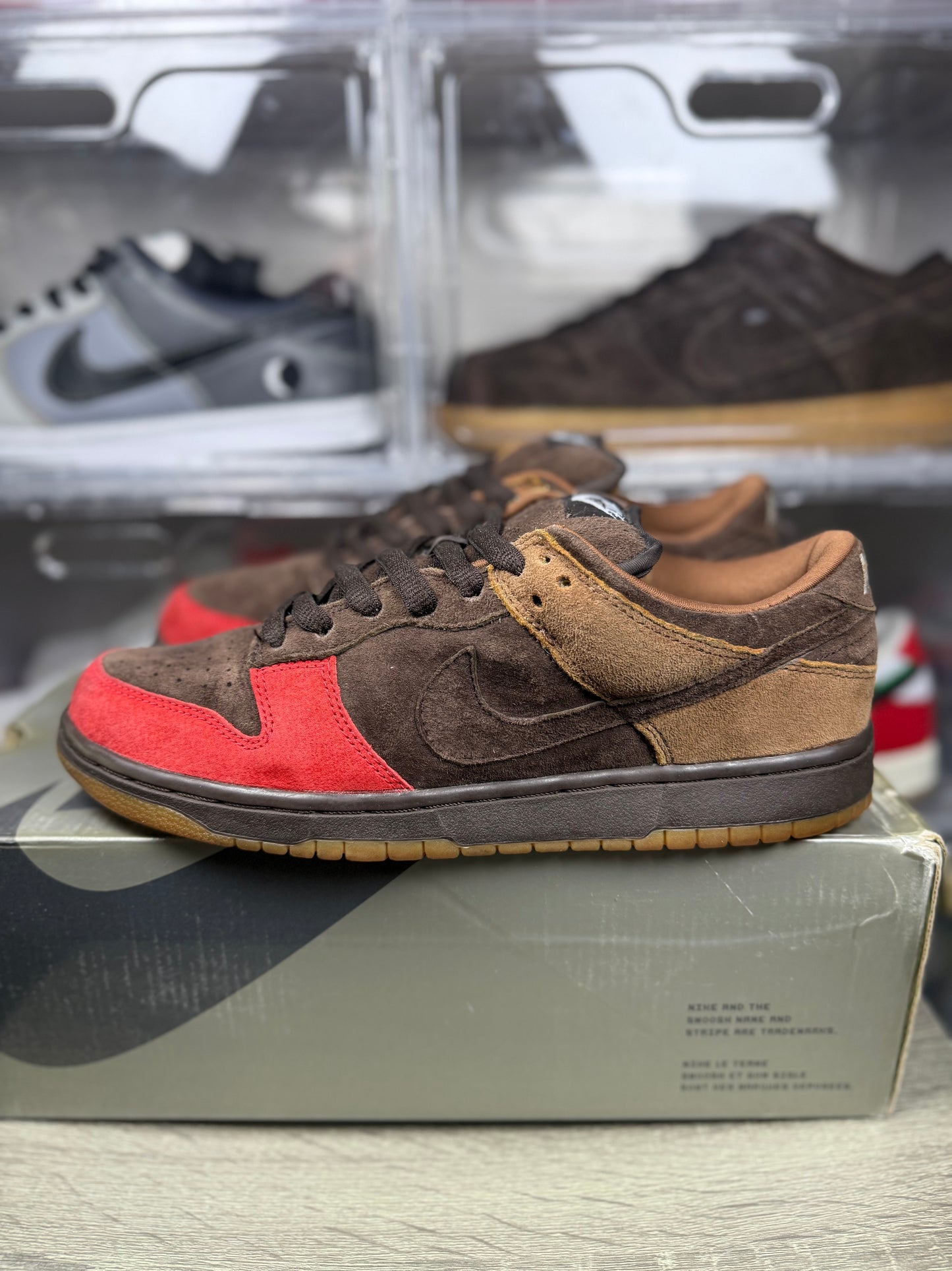 Nike dunk sb low bison sz 10