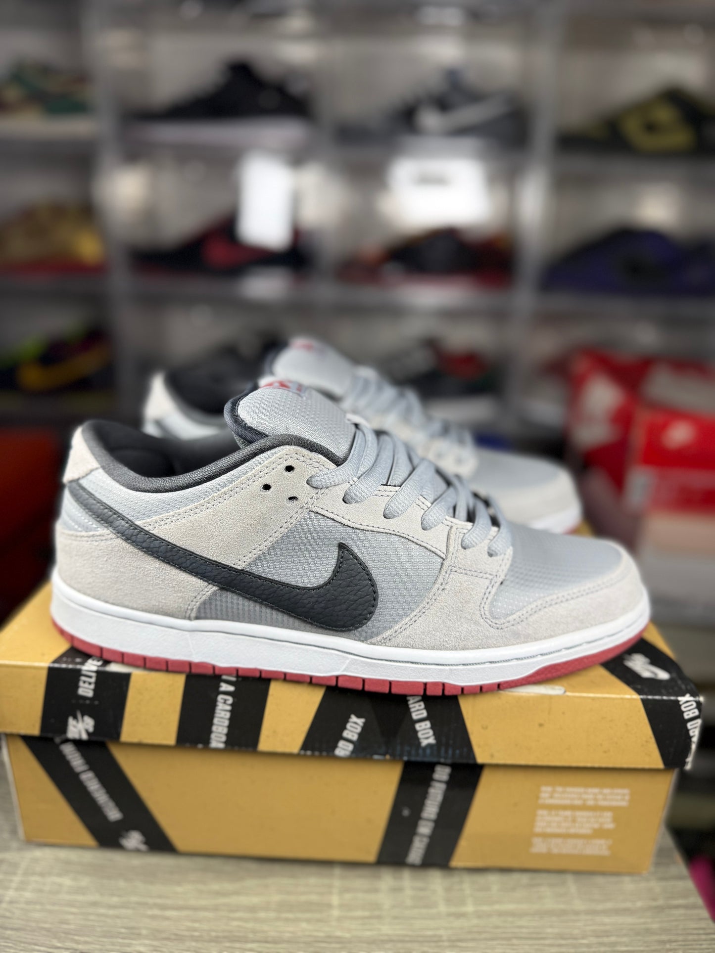 Nike dunk sb rosewood