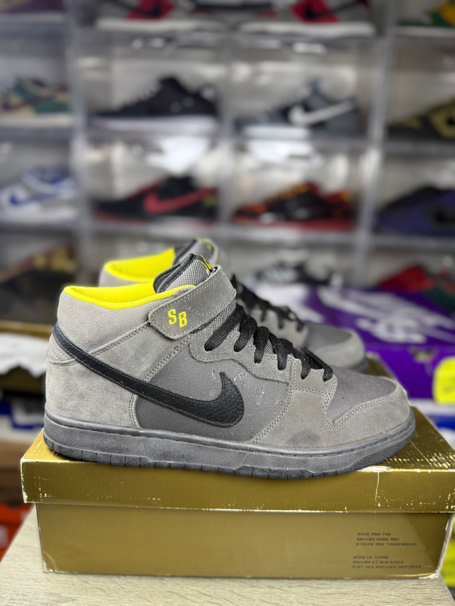Nike dunk sb mid Batman sz 12.5