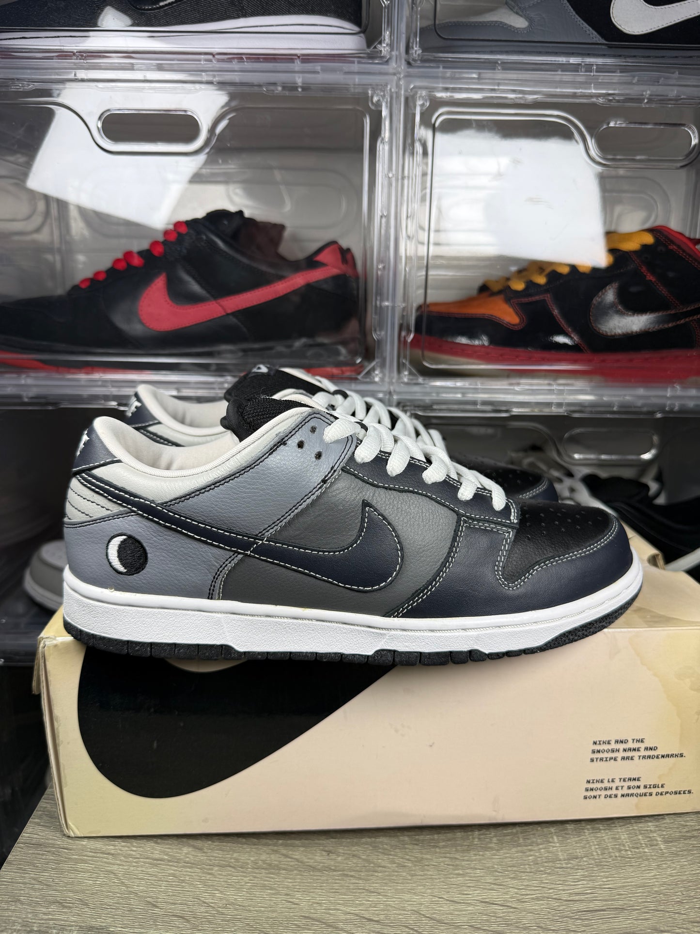 Nike dunk sb low lunar eclipse east sz 10