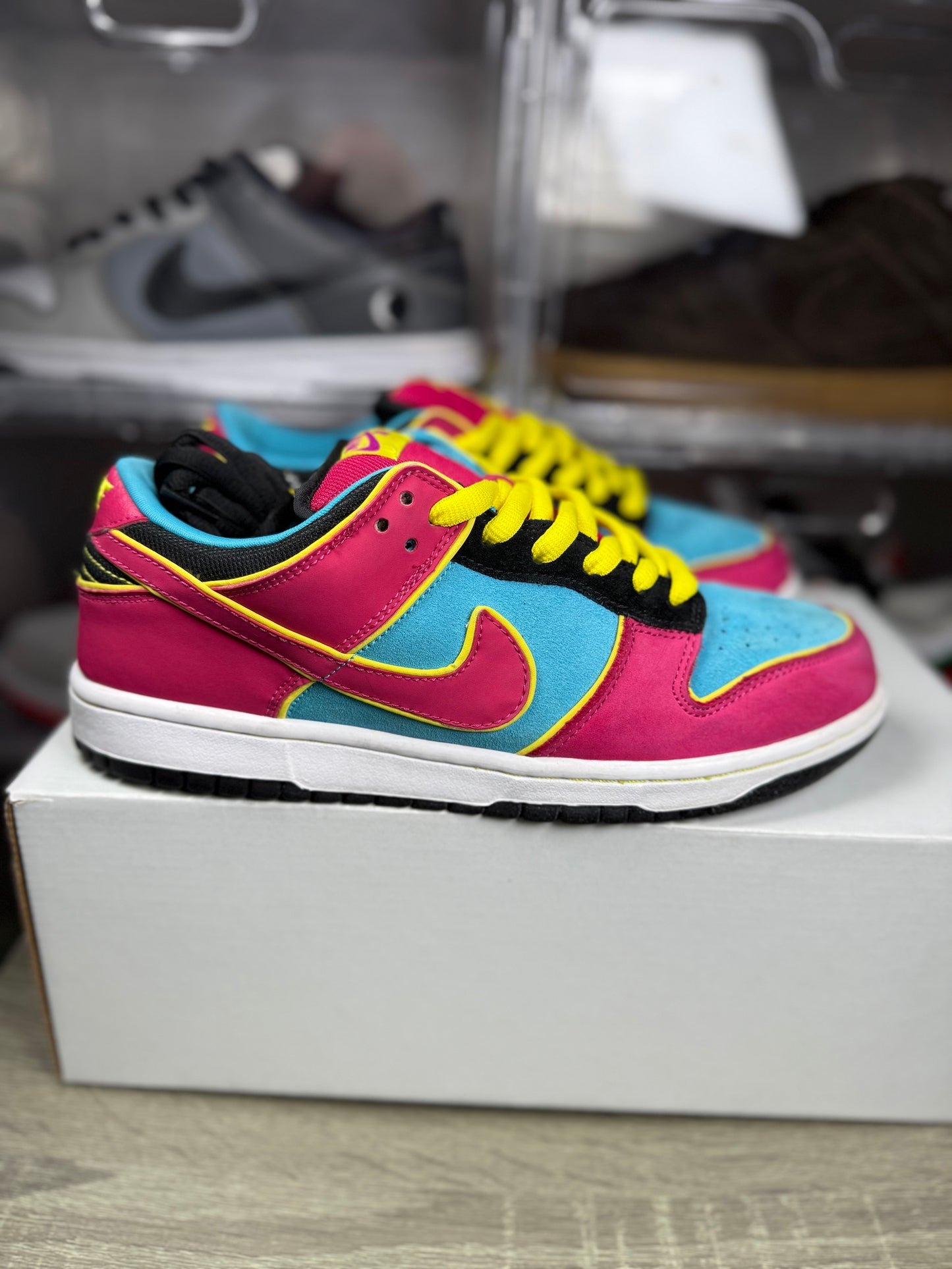 Nike dunk sb low ma pac man sz 8.5