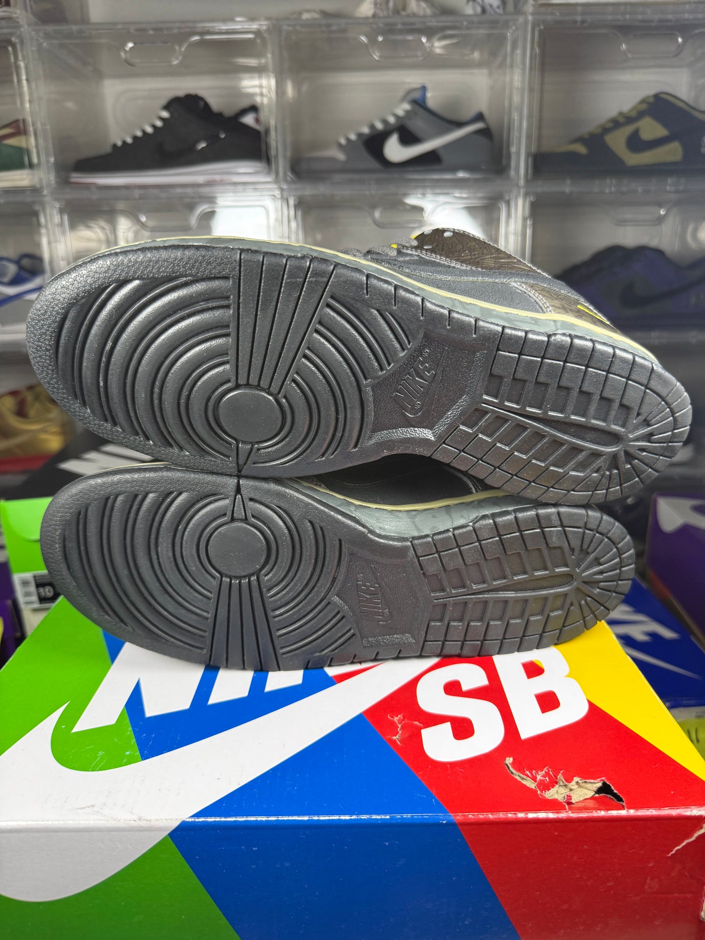 Nike dunk sb yellow curb sz 12