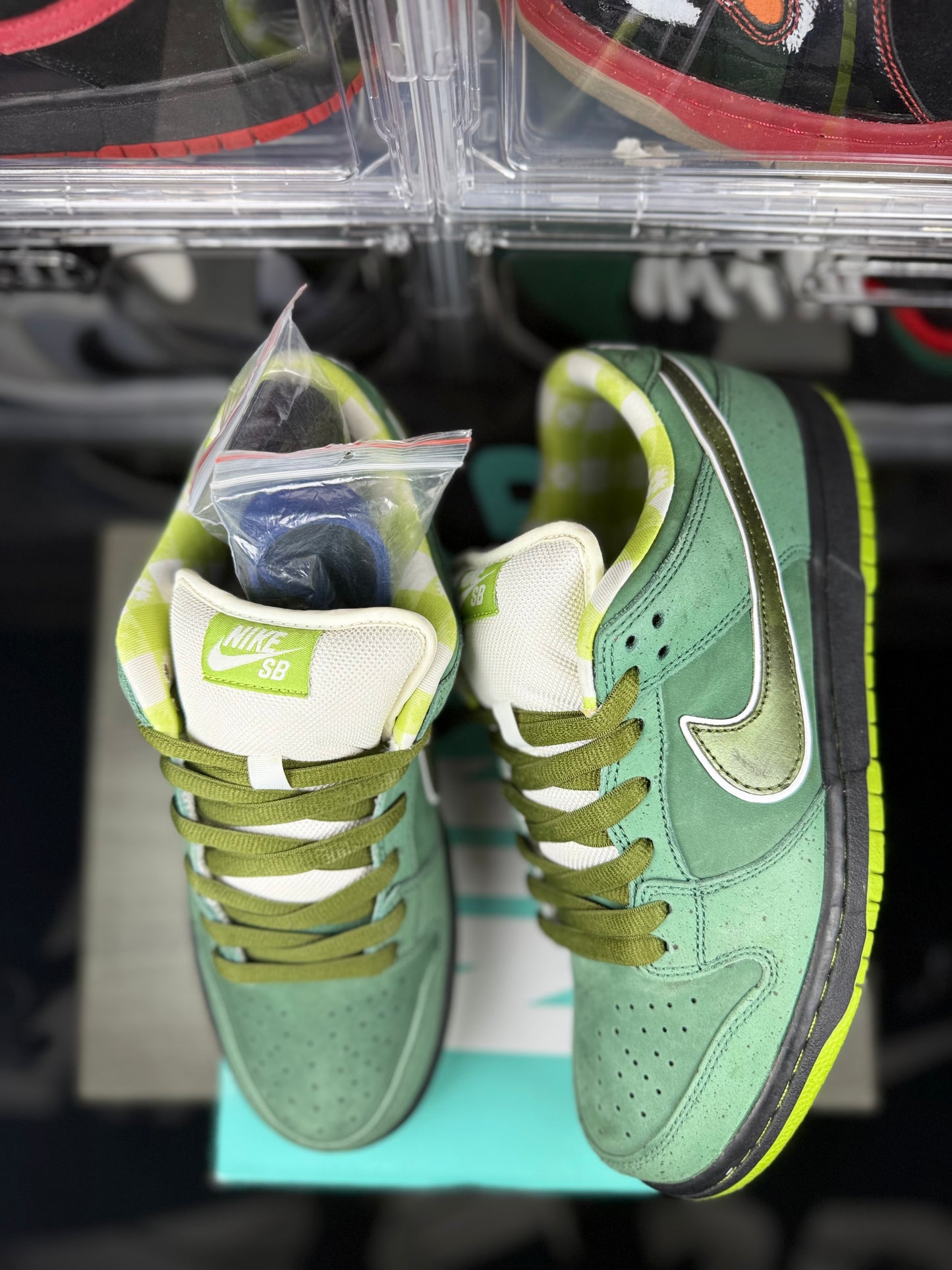 Nike dunk sb green lobster sz 9