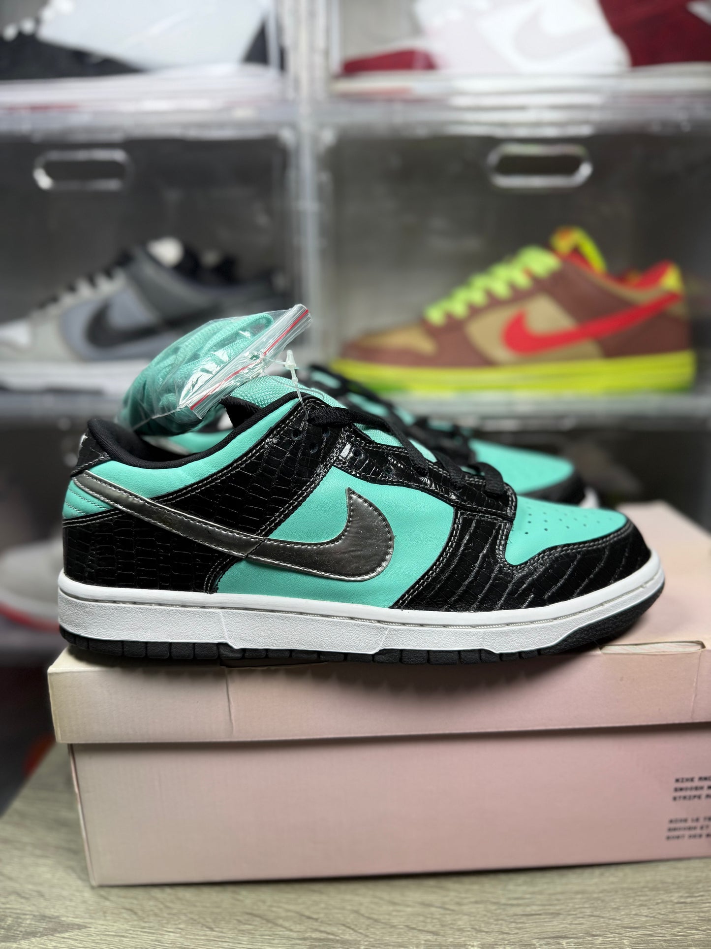 Size 11 - Nike Dunk Low Pro SB Diamond Supply Co. Tiffany