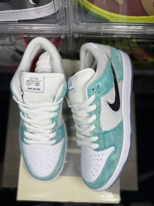 Size 10.5 - Nike Dunk Low Pro SB April Skateboards