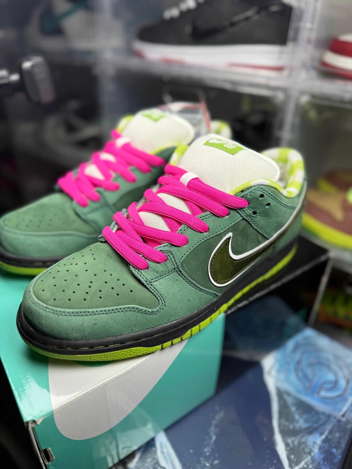 Size 11 - Nike Dunk Low SB Concepts Green Lobster Special Box